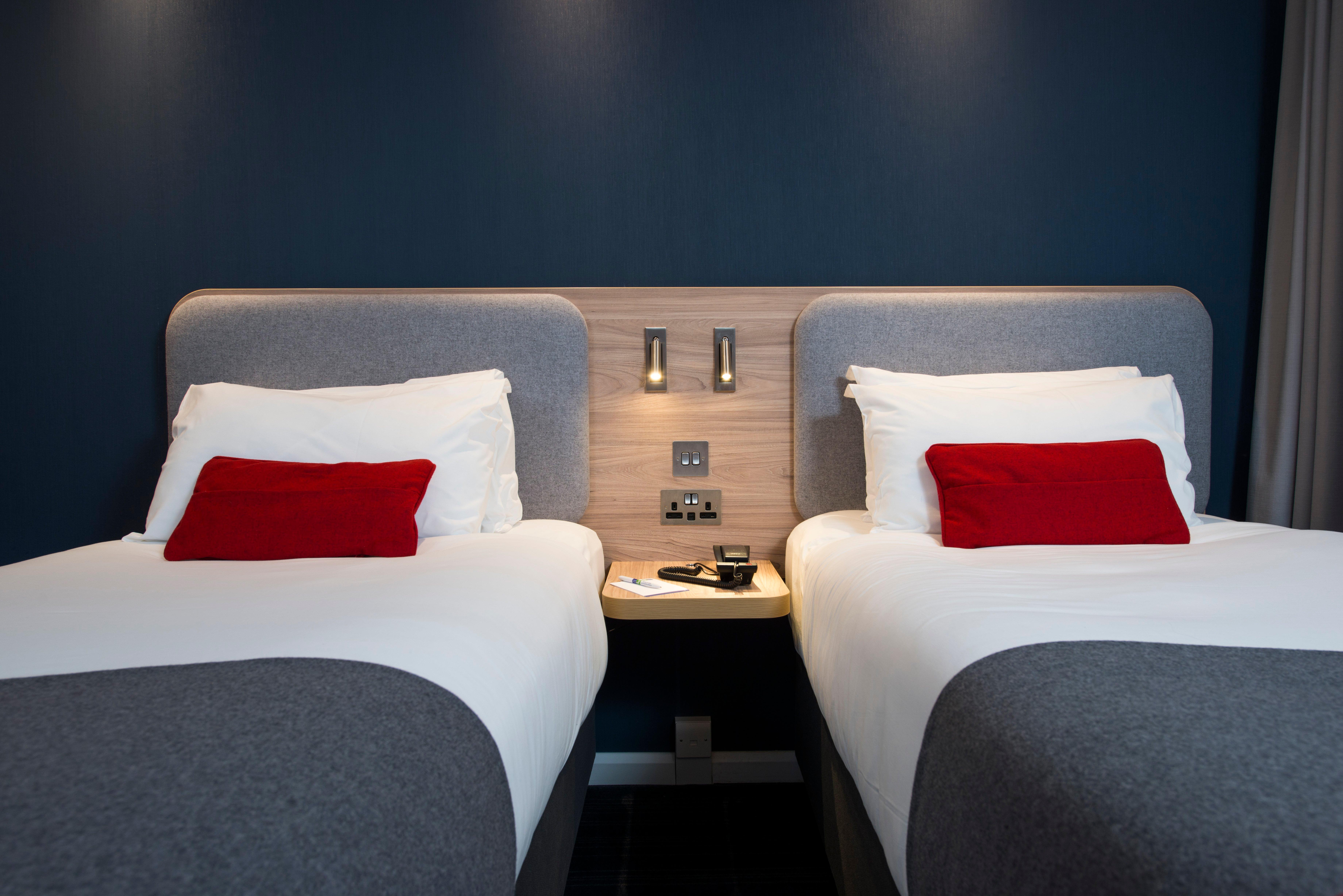 Standard Twin Room Hot